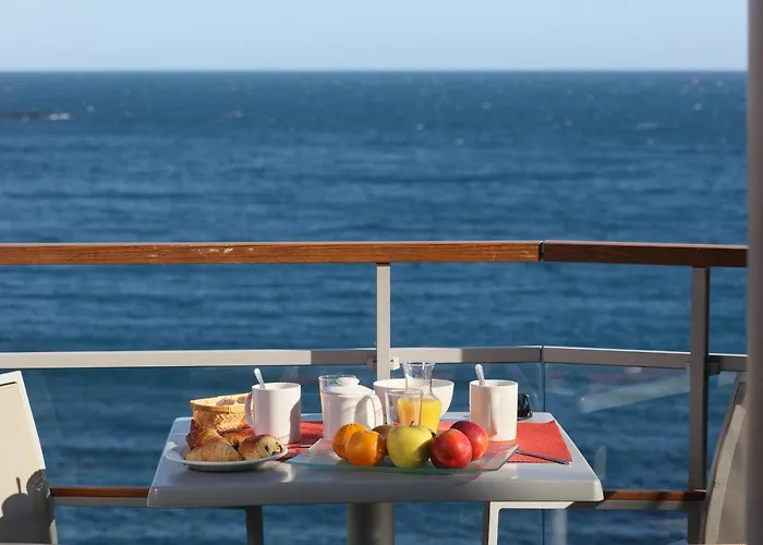 La Vigie - Face A La 3* Cerbère