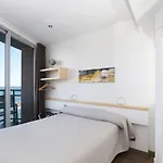 La Vigie - Face A La Hotel 3*
