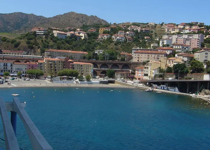 Hotel La Vigie - Face à La Cerbère
